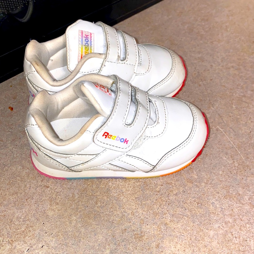 White Reebok kids shoes